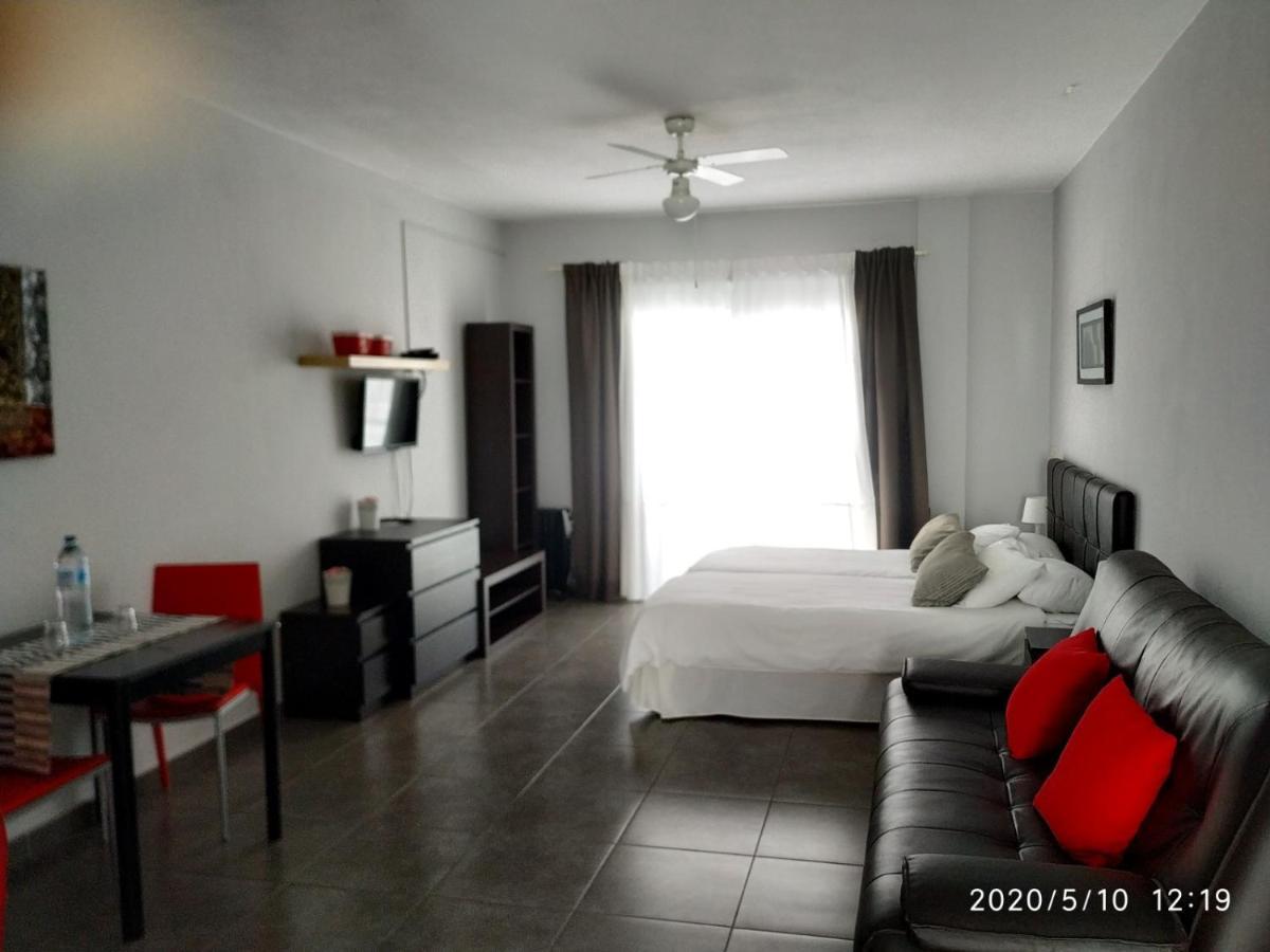 Apartamentos El Patio Лос-Льянос-де-Арідане Екстер'єр фото